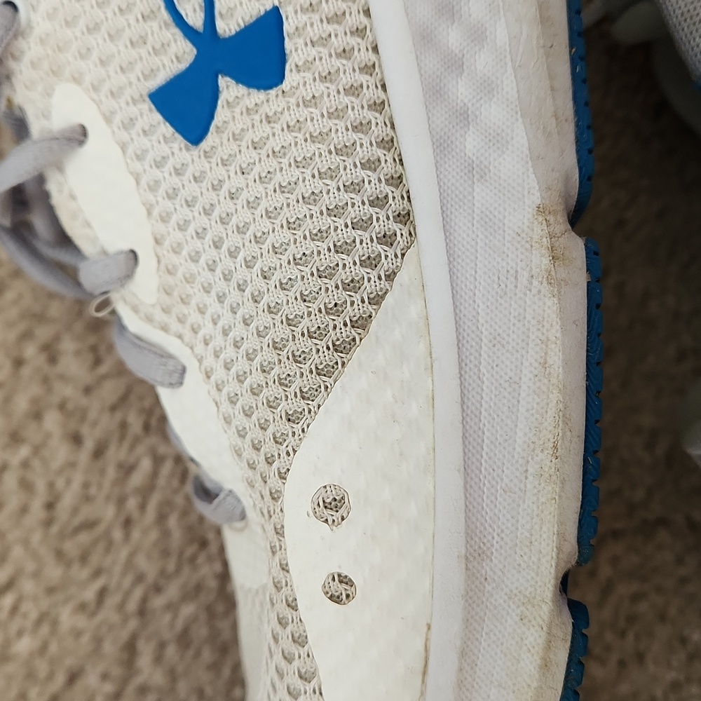 Under Armour Charged Pursuit Sneakers - Picture 5 of 12
